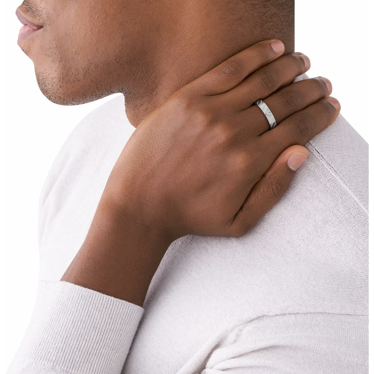 V8HF59E9D4921F81ACBE6E9FDD36922801BR3692490P3