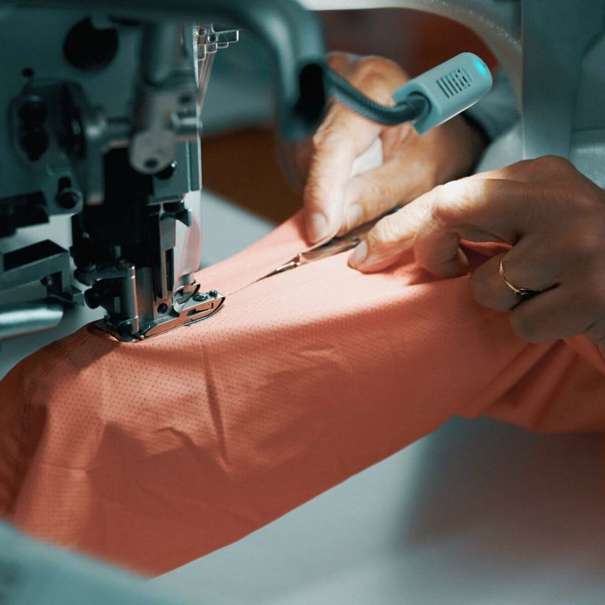 V4H22D81B9F37CA48C9DAF22E28AA71B556R6990552P6