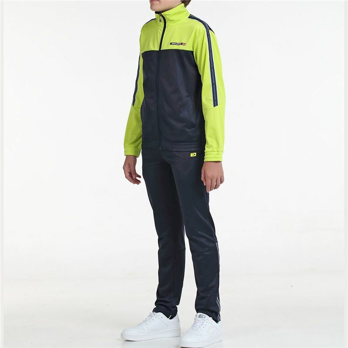 V6H8904228C3C8A3138323B7867E0885F4ER5469666P3